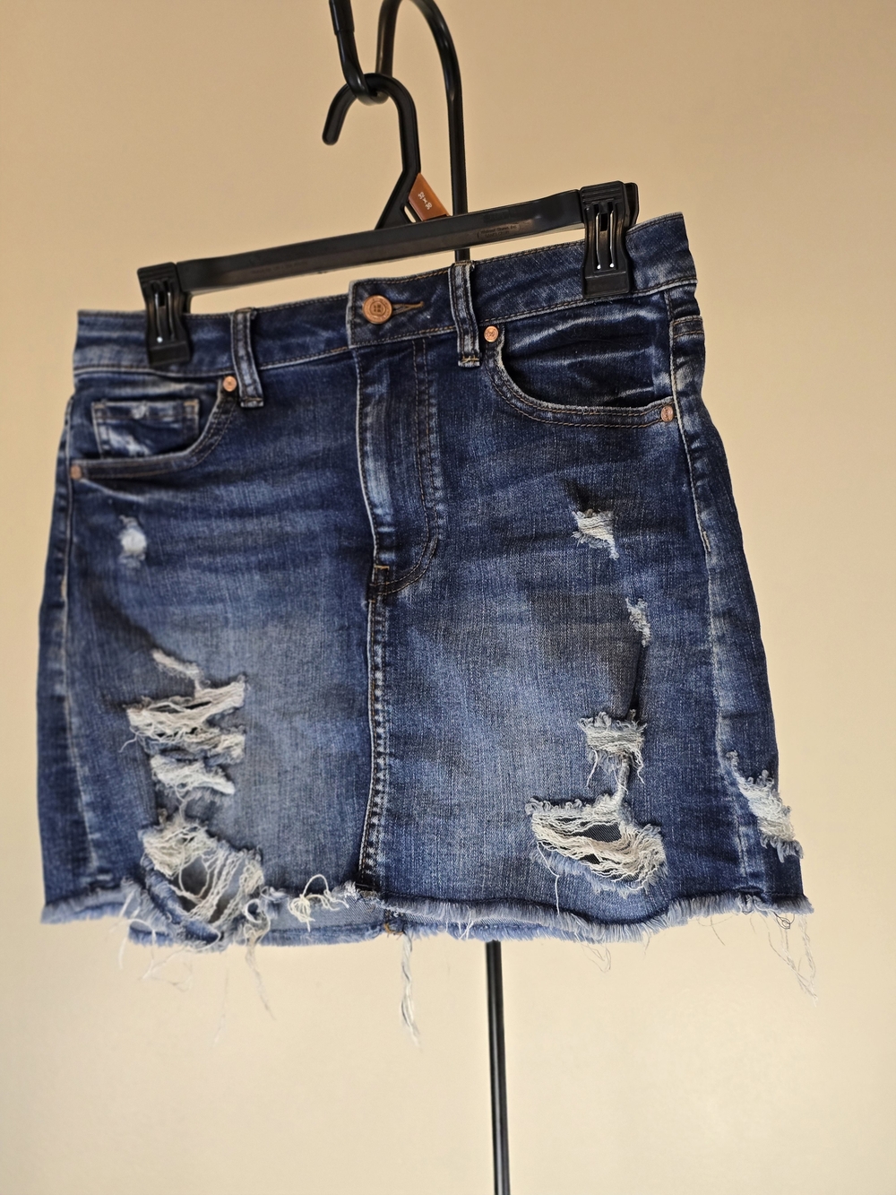 Altar'd State Women's Dark Y2K Distressed Denim Jean Mini Skirt size small